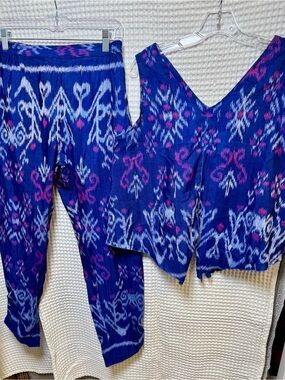 NWT Island Collection Vibrant Blue Ikat Two-Piece Coordinated Set- Size Medium